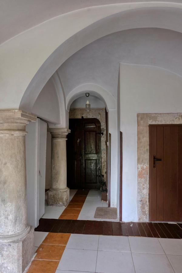 Apartmany V Broumovskem Statku Zewnętrze zdjęcie