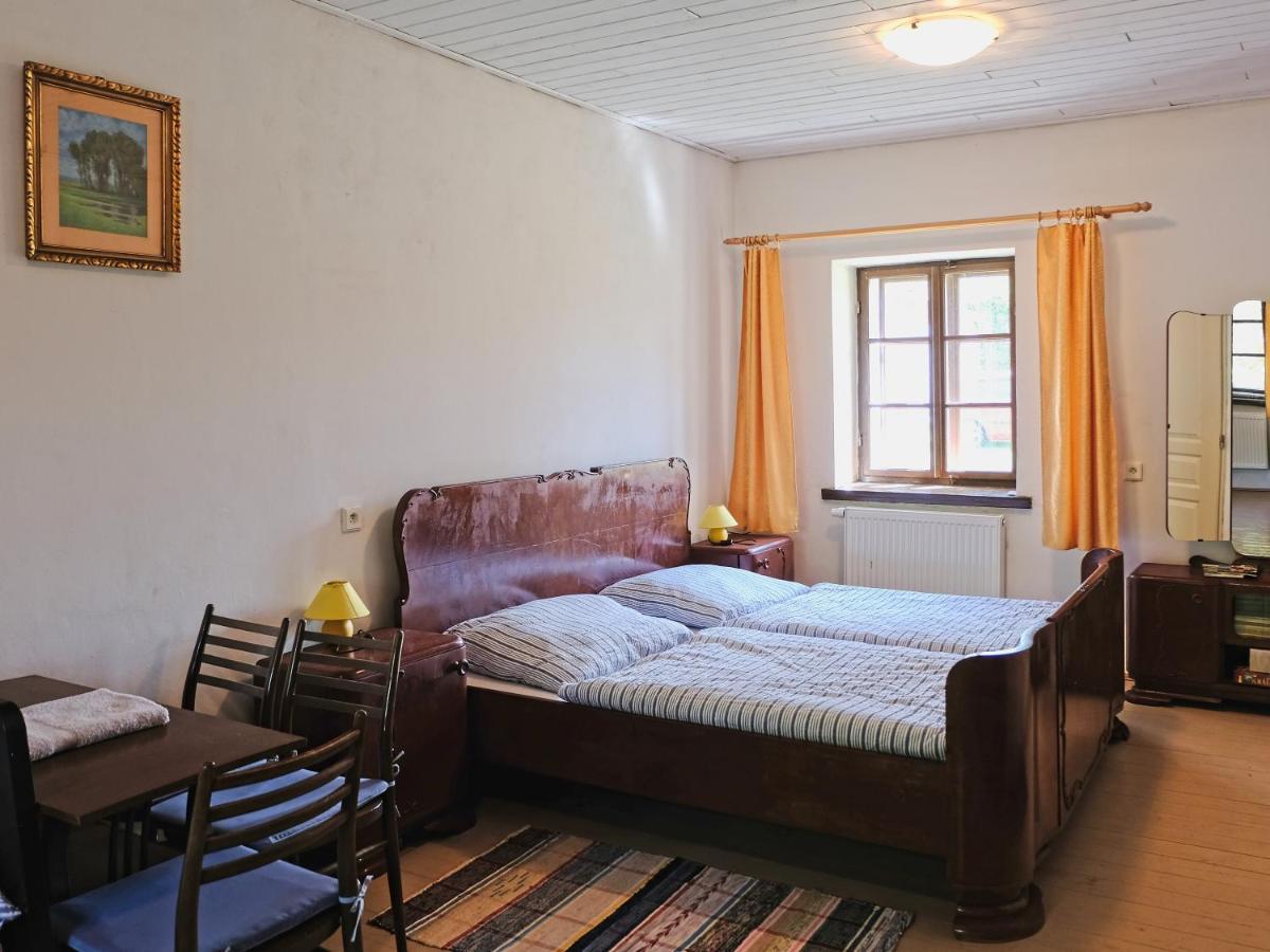 Apartmany V Broumovskem Statku Zewnętrze zdjęcie