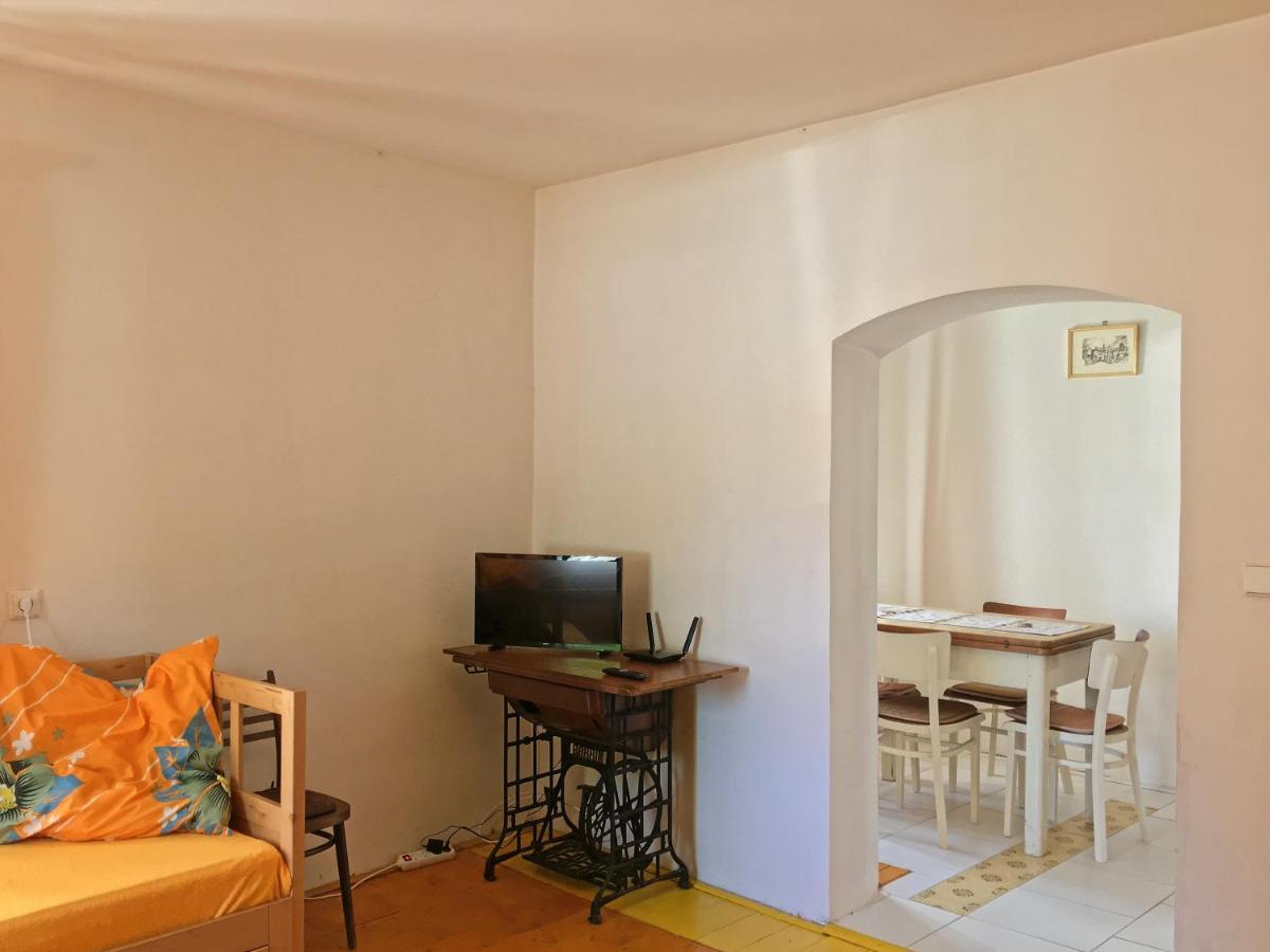 Apartmany V Broumovskem Statku Zewnętrze zdjęcie